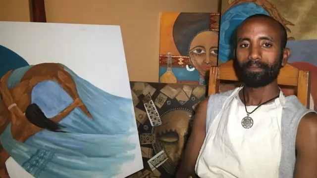 ሰኣሊ ተወልደብርሃን ብኣማኢት ዝቑጸሩ ስእልታት ጠልሰም ኣፍርዩ’ዩ። ንሱ ስእሊ ኣብ ዝስእለሉ እዋን ሽምዓ ምብራህን ዕጣን ምጣሽን ከም ዝፈቱ ቅድሚ ሒደት ዓመታት ንቢቢሲ ተዛሪቡ ነይሩ