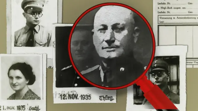 Una foto compuesta de una colección de tarjetas de membresía nazis tomada de la base de datos de Die Zeit