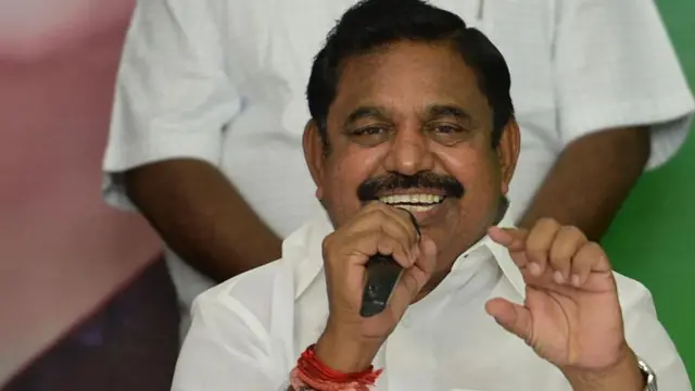 உயர்நீதிமன்ற உத்தரவு யாருக்கு சாதகம்?