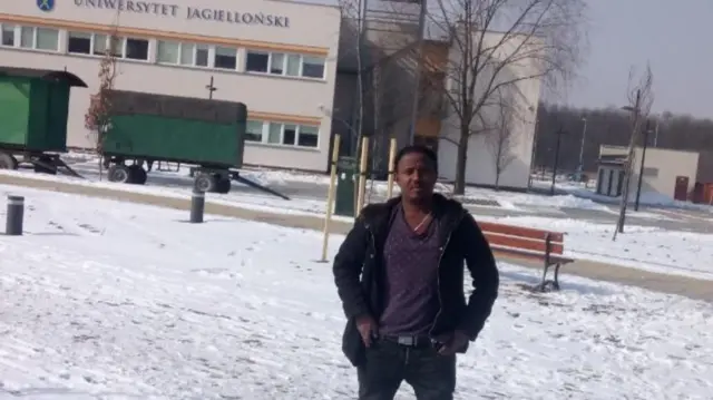 ተመራማርን ክኢላ ሜታሉጂሪካል ኢንጅነሪንን ዶ/ር ዮናስ ወልደማርያም ሓደገኛ ኬሚካላት ኣብ ጥቕሚ ይውዕሉ ከም ዘለው ይገልጽ