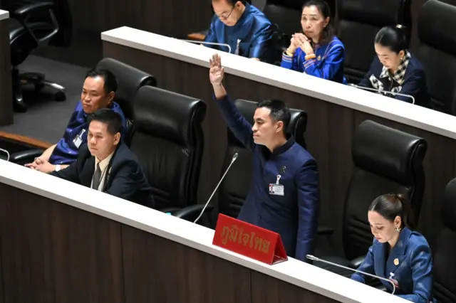 เอกนัฏ พร้อมพันธุ์ รมว.พลังงาน ต้องรับ “บทหนัก” ในการคลี่คลายวิกฤตพลังงานและน้ำมัน