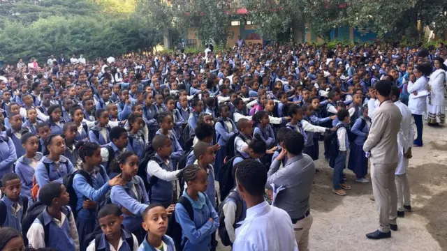 ተምሃሮ ኣካዳሚ መርሲ ፉል ፓራዳይዝ