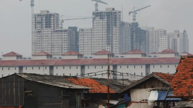 மன்மோகன் சிங்: இந்தியாவின் பொருளாதார நெருக்கடியை தீர்க்க வழி சொல்லும் முன்னாள் பிரதமர்