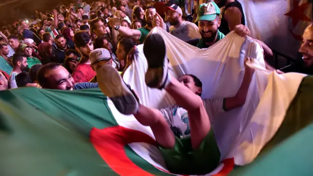 الجزائر