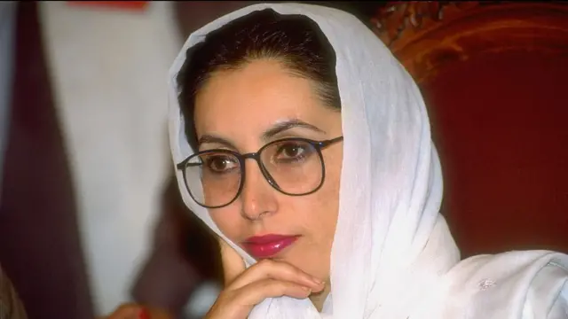 बेनज़ीर भुट्टो