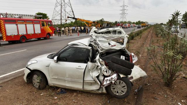 Accidente en la autopista Mumbai-Pune, en junio de 2016