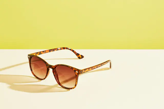 عینک آفتابی