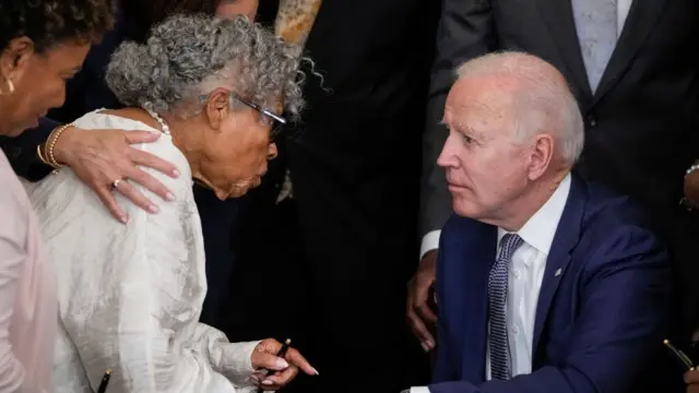 जो बाइडन