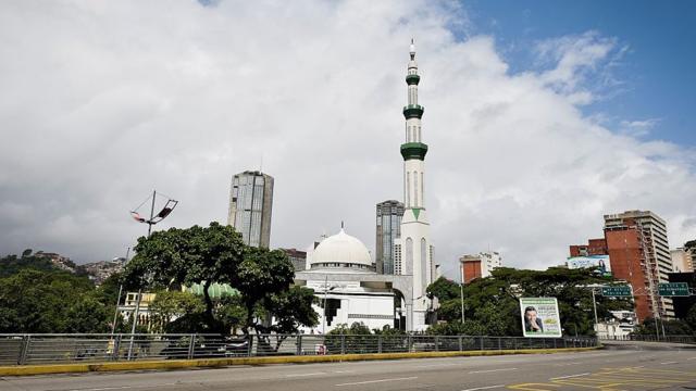 La mezquita Ibrahim Ibin Abdul Aziz Al-Ibrahim en Caracas.