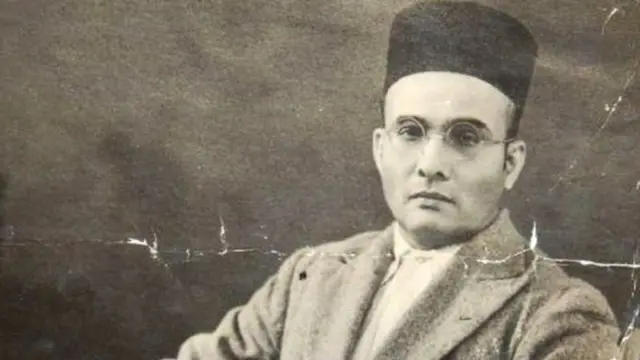 विनायक दामोदर सावरकर