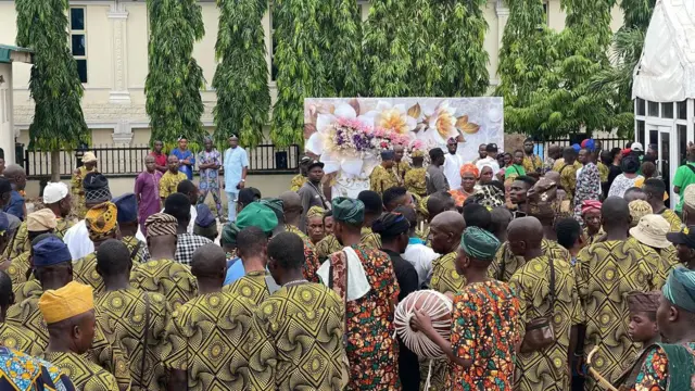 Aworan awọn alejo nibi eto isinku iya Sunday Igboho