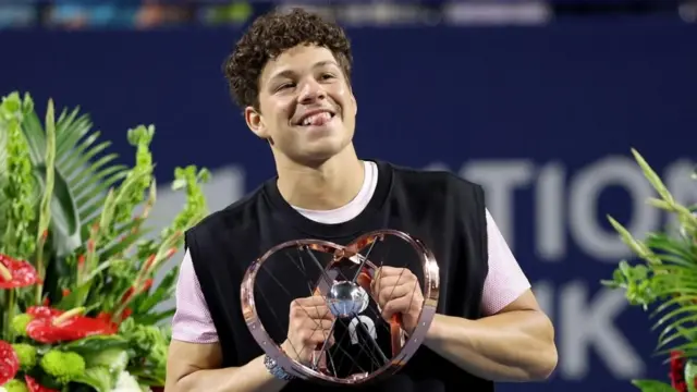 بن شلتون در ژوئیه با قهرمانی در اوپن کانادا، بزرگترین عنوان حرفهایاش را به دست آورد