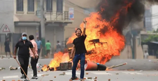 અમદાવાદ, નેપાળ, ગુજરાત, બીબીસી ગુજરાતી, નેપાળમાં પ્રદર્શન