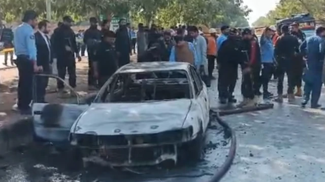 ఇస్లామాబాద్ పేలుడు, దిల్లీ పేలుడు, పాకిస్తాన్, భారత్, 