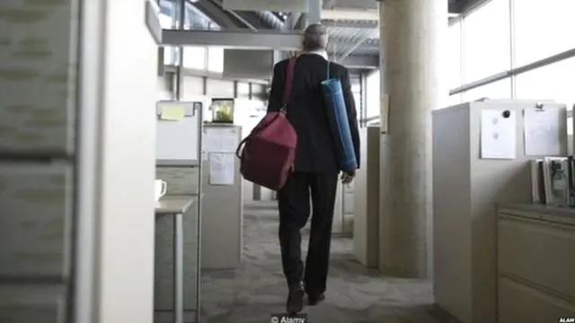 कर्मचारी