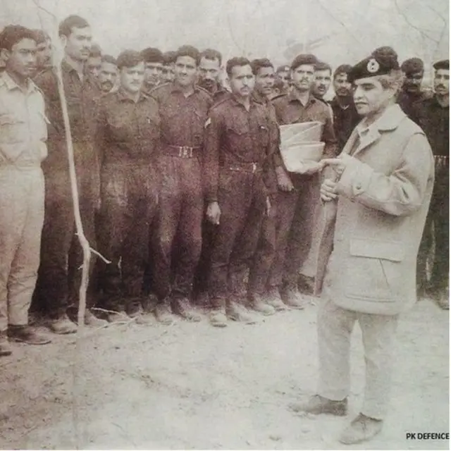 तत्कालीन पाकिस्तान सेना प्रमुख जनरल मूसा.