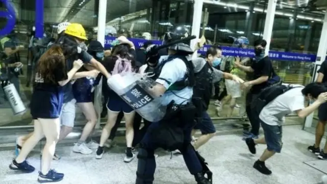 हाँगकाँग, चीन, प्रदर्शनं