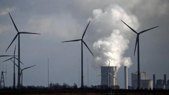 EU unveils wind power package. Which countries are leading the way, and  which need the help?