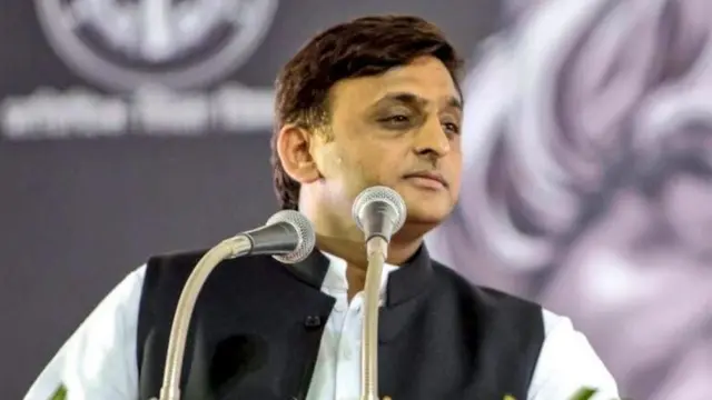 अखिलेश यादव