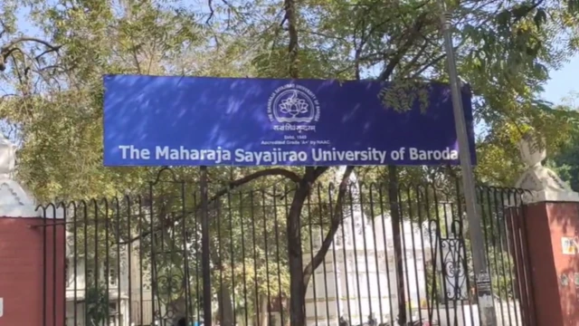 குஜராத், மகாராஜா சாயாஜிராவ் பல்கலைக்கழகம், இந்து சமய ஆய்வுகள் 