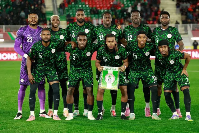 Les joueurs du Nigéria posent pour une photo d'équipe avant le match des huitièmes de finale de la CAN 2025 contre le Mozambique. 