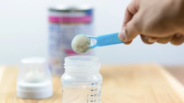 फॉर्मूला मिल्क