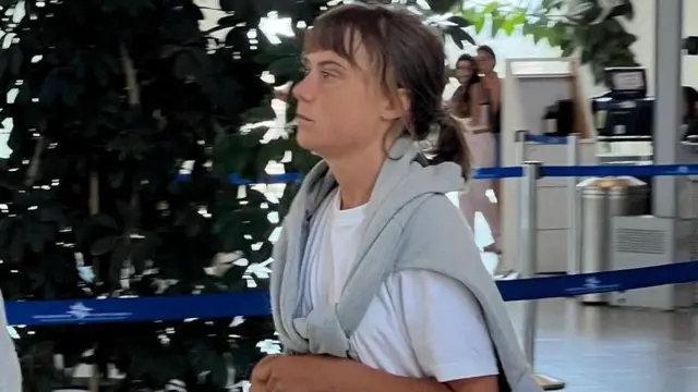 Greta Tunberg na aerodromu u Izraelu uoči deportacije