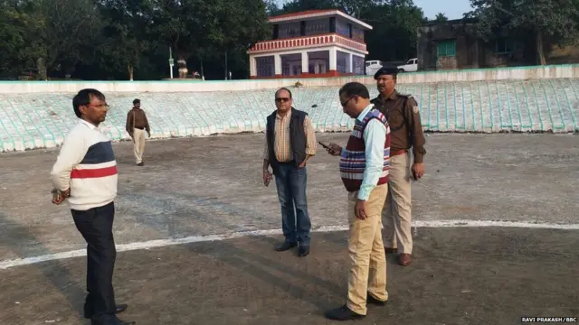 निरीक्षक