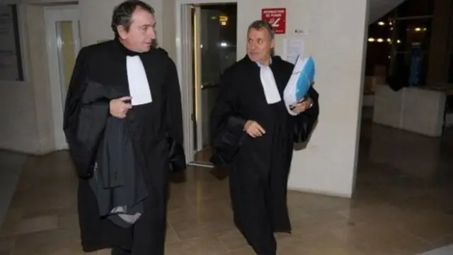 Жаңы кодекстерди жана мыйзамдарды сындагандар дагы четтен чыгууда