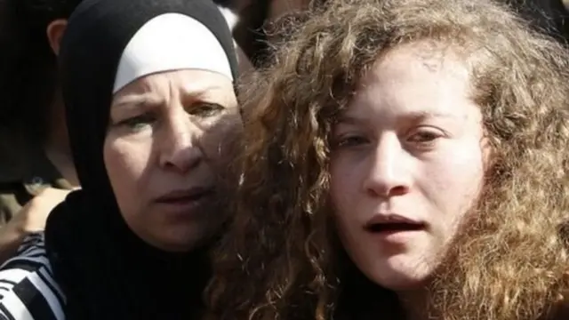 અહદ તમીમી અને તેમનાં માતા