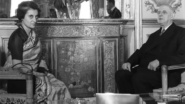 इंदिरा, आयरन लेडी, इंदिरा गांधी, इंदिरा गांधी का 100वां जन्मदिन, इंदिरा गांधी 1917-2017, फ़िरोज़ गांधी, जवाहर लाल नेहरू, पाकिस्तान, भारत की प्रथम महिला प्रधानमंत्री, चार्ल्स डि गॉल