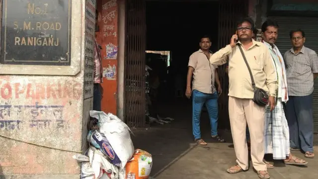 દુકાનની તસવીર