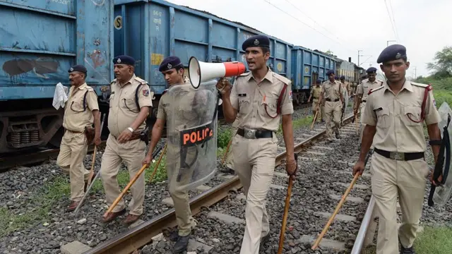 પ્રતીકાત્મક તસવીર