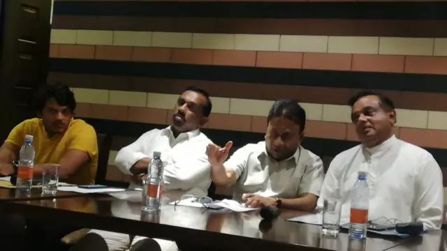 சிங்கள அரசியல்வாதிகள்