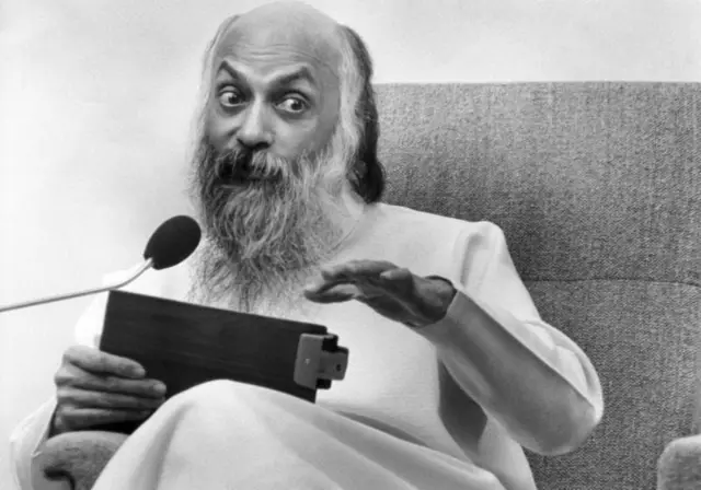 ஆச்சார்யா ரஜ்னீஷின் ராஜ்ஜியம்