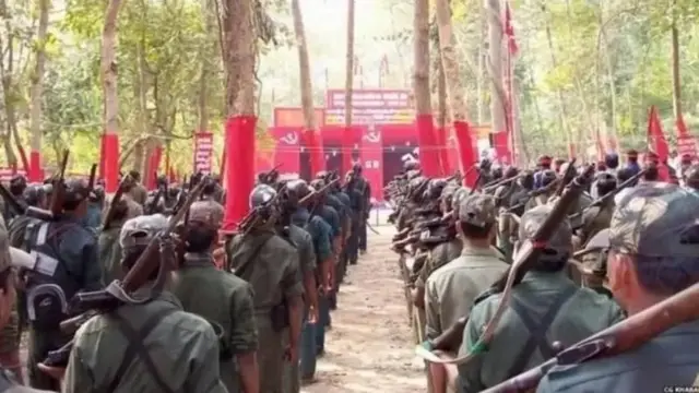 দলীয় জমায়েতে মাওবাদী গেরিলাদের সমাবেশ - ফাইল ছবি