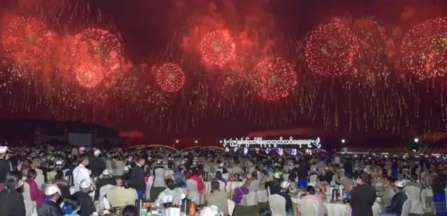 လွတ်လပ်ရေးနေ့ညစာစားပွဲ