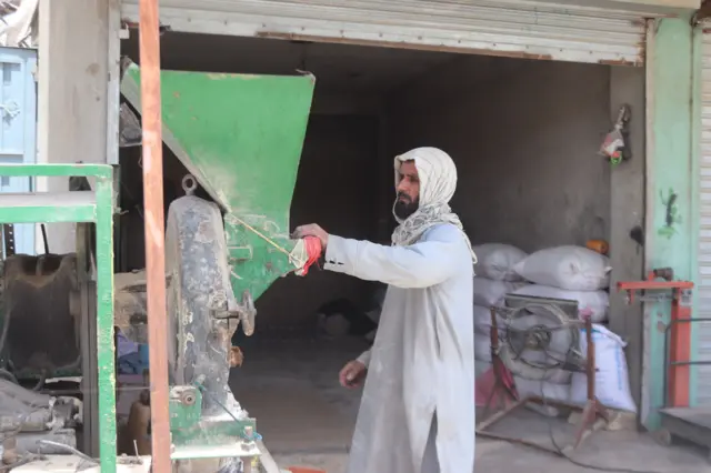 د وارث پلار نور احمد