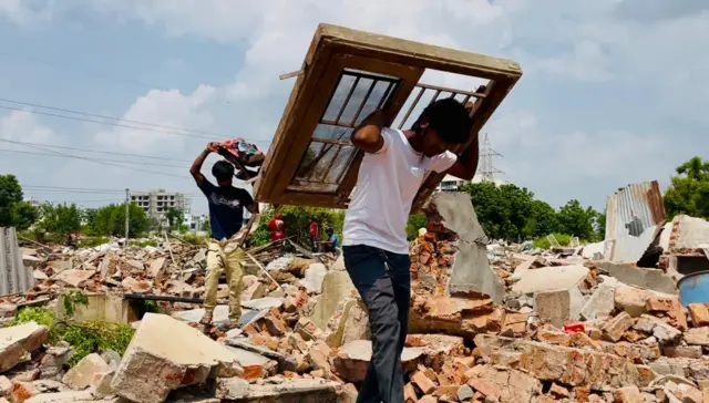 ગુજરાત, ગાંધીનગર, અમદાવાદ, દબાણ, અમત શાહ, નરેન્દ્ર મોદી