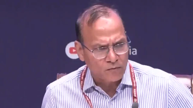 मुकेश मंगल