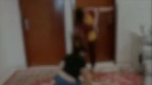 Калтакланаётган ўзбекистонлик қиз