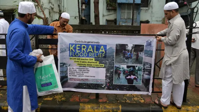 রাজ্যে বন্যাত্রাণের জন্য টাকা তুলছেন কেরালার মুসলিমরা