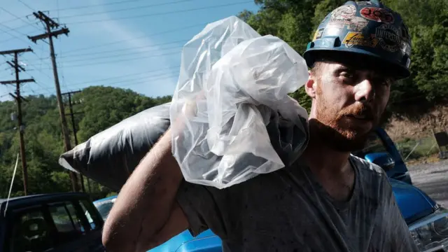Un trabajador del carbón.
