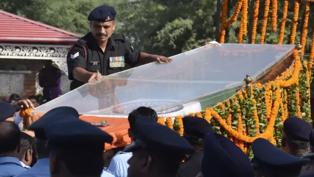 માર્શલ ઑફ ધ એરફોર્સ અરજણસિંહની અંતિમયાત્રા