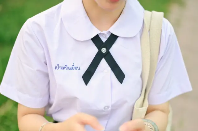 ปักชื่อภาษาไทยทับชื่อภาษาจีน