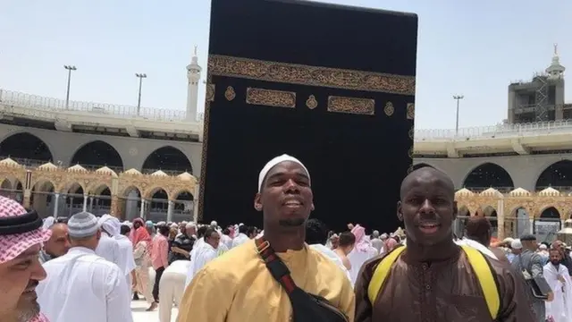 Pogba aliambatana na mlinzi wa Chelsea Kurt Zouma kwa hija katika mji mtakatifu wa kiislamu-Mecca
