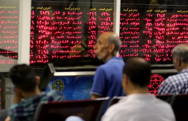 امروز چهارمین روز متوالی (کاری) است که شاخص کلی بورس اوراق بهادار تهران، پس از رسیدن به مرز یک میلیونی هفته پیش روند نزولی در پیش گرفته است
