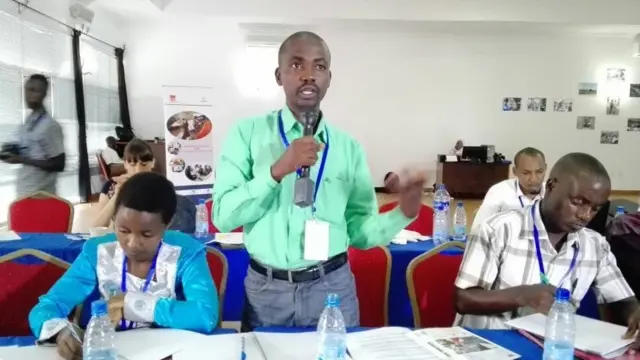 Urwaruka 84 ruvuye hirya no hino mu gihugu no mu mirimo itandukanye ni rwo rwaje gukurikira ico cegeranyo bongera bagira ico bakivuzeko