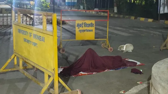 मुंबई विद्यापीठातील भंते सत्याग्रह