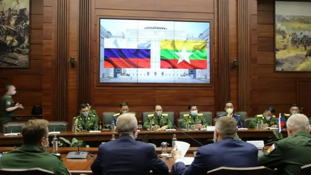 ခရီးစဉ်အတွင်း ရုရှနဲ့နှစ်နိုင်ငံစစ်ဘက်ဆိုင်ရာပူးပေါင်းဆောင်ရွက်မှုတိုးမြှင့်ရေးဆွေးနွေးခဲ့ပါတယ်။